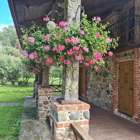 Linnumaja Guesthouse Uulu ภายนอก รูปภาพ