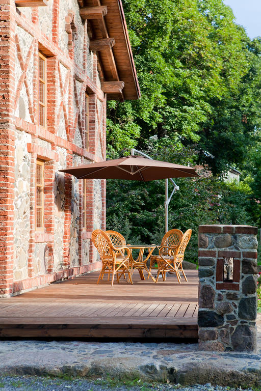 Linnumaja Guesthouse Uulu ภายนอก รูปภาพ
